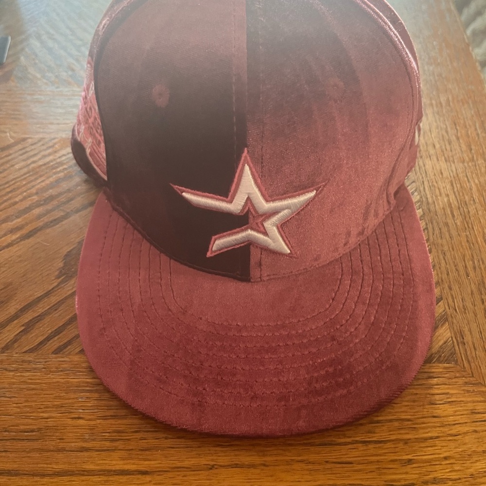 Burgundy Astros 59fifty fitted Cap 7 3/8 New